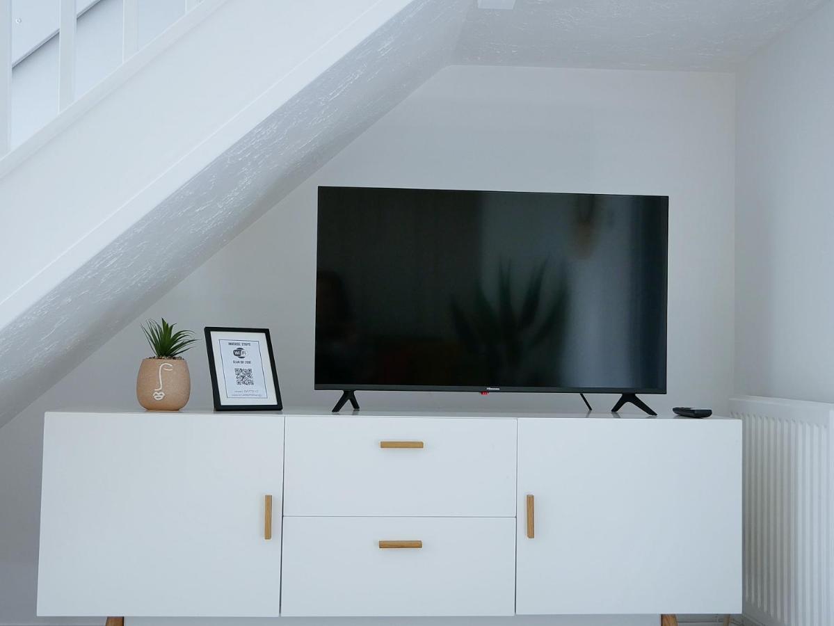 East London House Near Tube With Parking Villa Ngoại thất bức ảnh