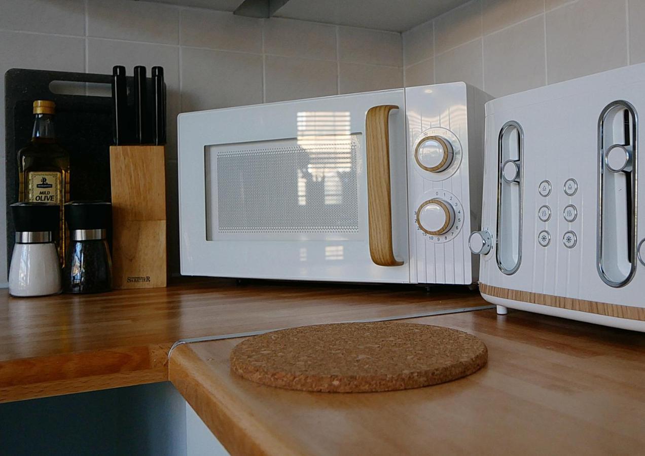 East London House Near Tube With Parking Villa Ngoại thất bức ảnh